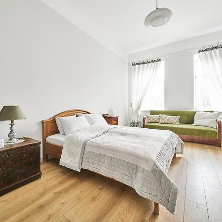 Bright And Warm Apartment, Vilnius City Centre Exterior photo